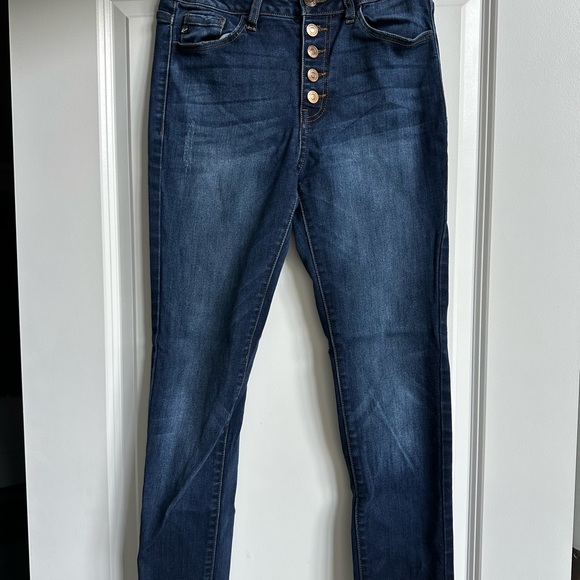 KanCan Blue Skinny Jeans with Subtle Fading - Picture 1 of 2